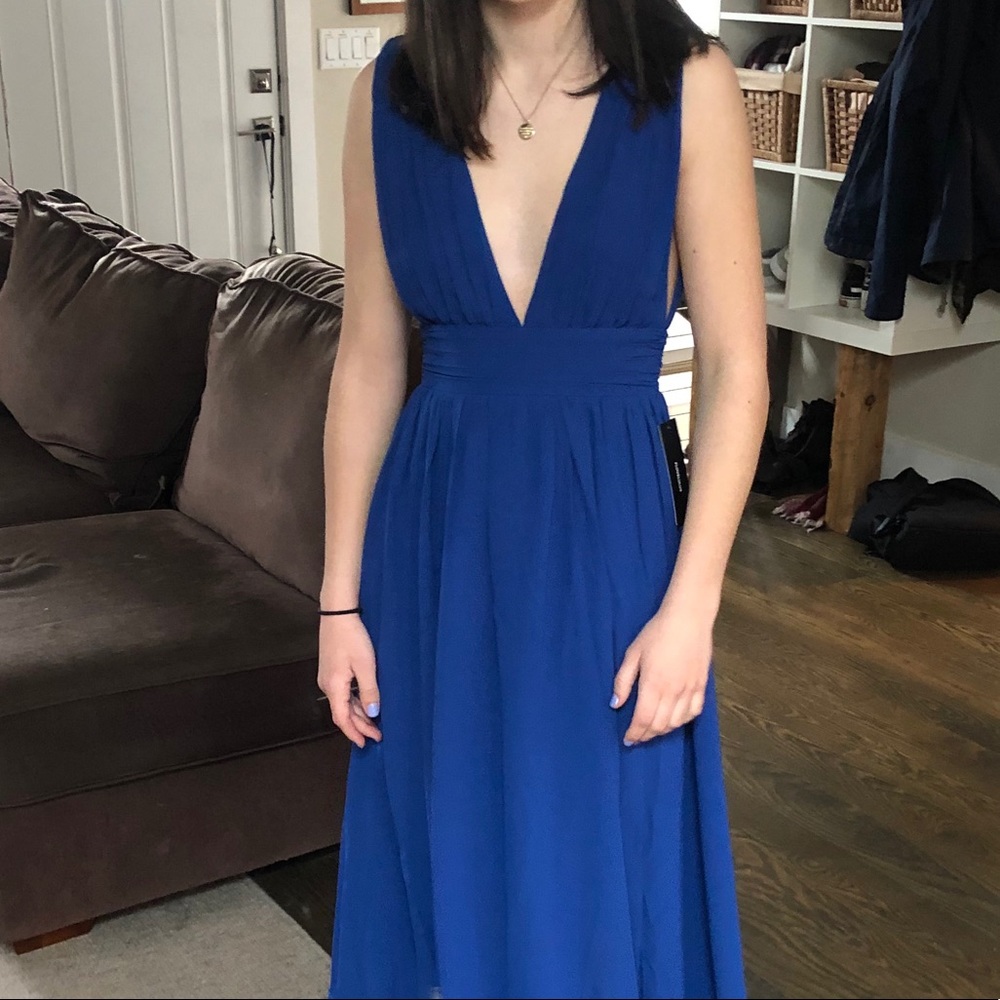 NWT ✨💙 Lulus Maxi dress!!!